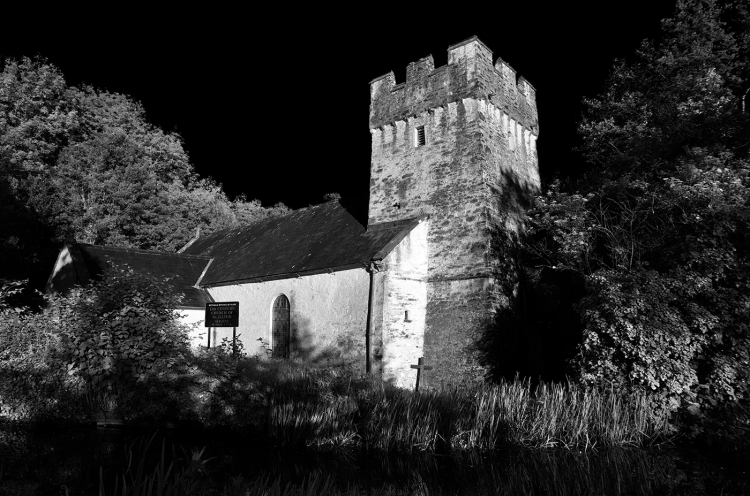 St Illtyd's Church, Neath Canal
Processed as an infrared mono. May 2017.
Pentax k-5IIs. 16mm, f/5.6, 1/500sec, ISO 400, -0.7ev.
